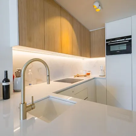 Apartment Bright Near The Center *